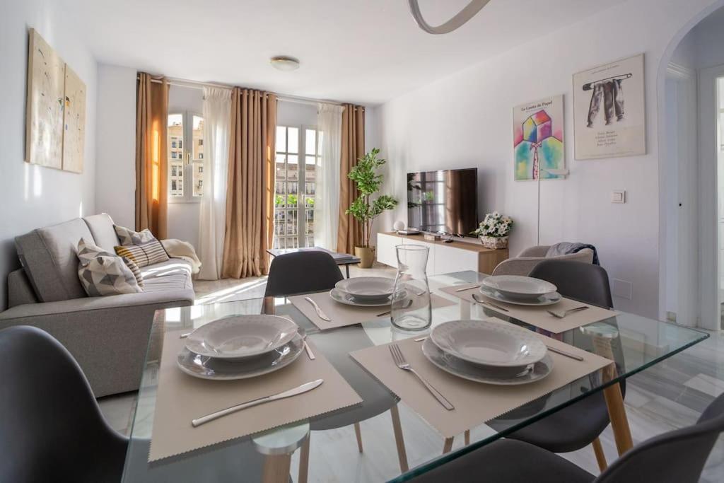 Central And Beautiful Apartment - Free Parking Malaga Zewnętrze zdjęcie